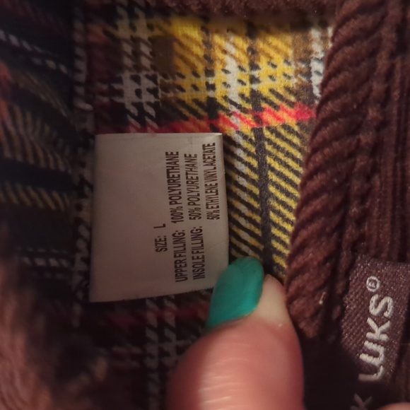 Muk Luks Slippers - Picture 8 of 9